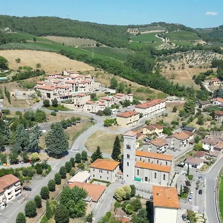Borgo Di Gaiole - Casa Lorenzo - With A View & Travel Guide غايولي إن كيانتي