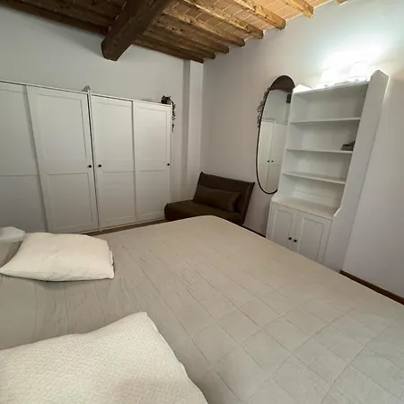 Borgo Di Gaiole - Casa Lorenzo - With A View & Travel Guide
